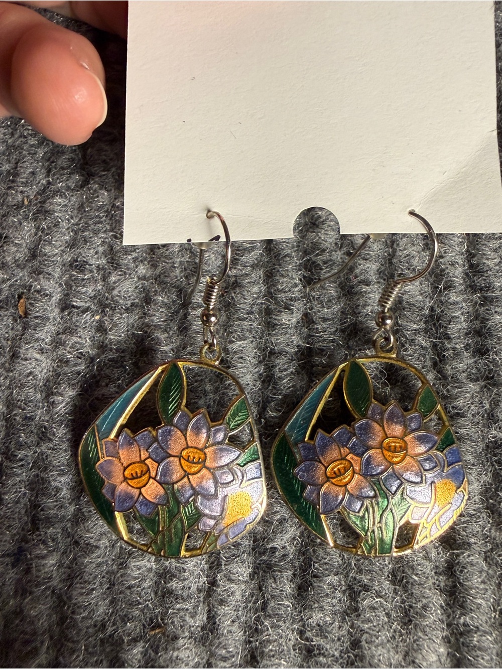 Vintage Gold Tone Cloisonné Enamel Floral Dangle Earrings Daffodil Lily Purple - Picture 4 of 5
